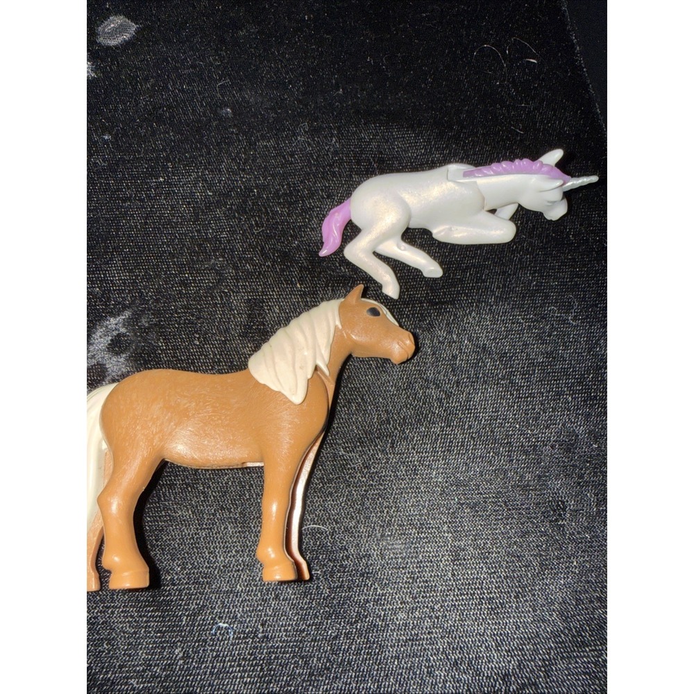 Playmobil Brown Pony little horse  And Unicorn.‎ Head Moves. 5393